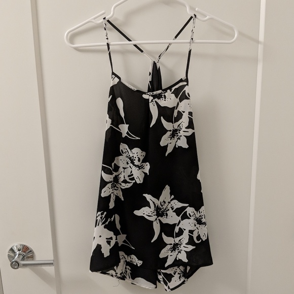 Banana Republic Tops - BR floral cami